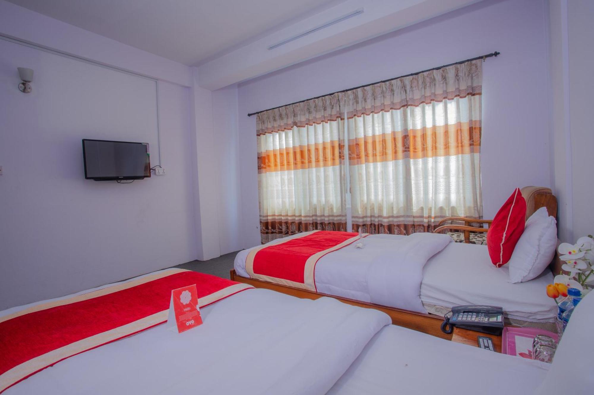 Oyo 135 Lost Garden Apartment And Guest House Kathmandu Exteriör bild