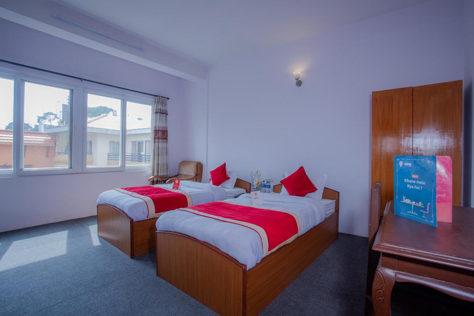 Oyo 135 Lost Garden Apartment And Guest House Kathmandu Exteriör bild