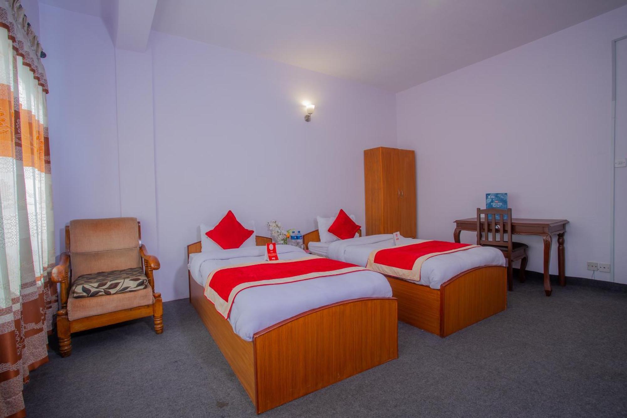 Oyo 135 Lost Garden Apartment And Guest House Kathmandu Exteriör bild
