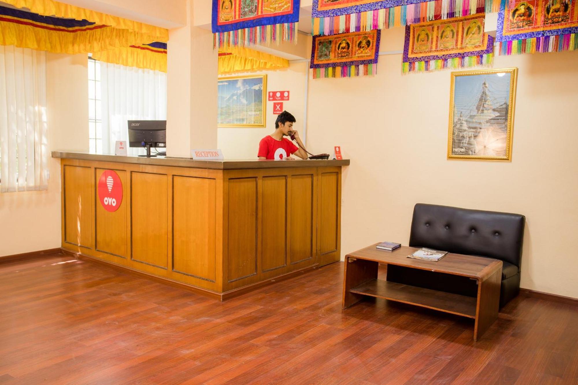 Oyo 135 Lost Garden Apartment And Guest House Kathmandu Exteriör bild
