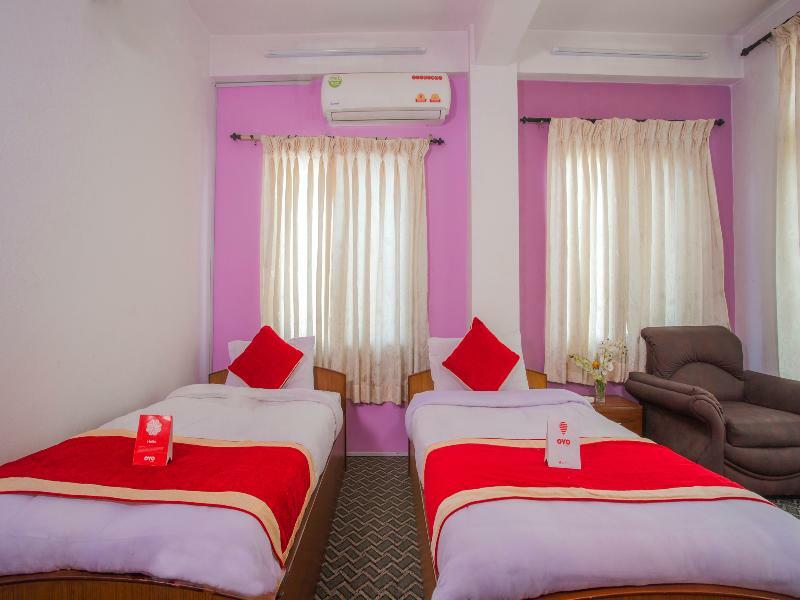 Oyo 135 Lost Garden Apartment And Guest House Kathmandu Exteriör bild